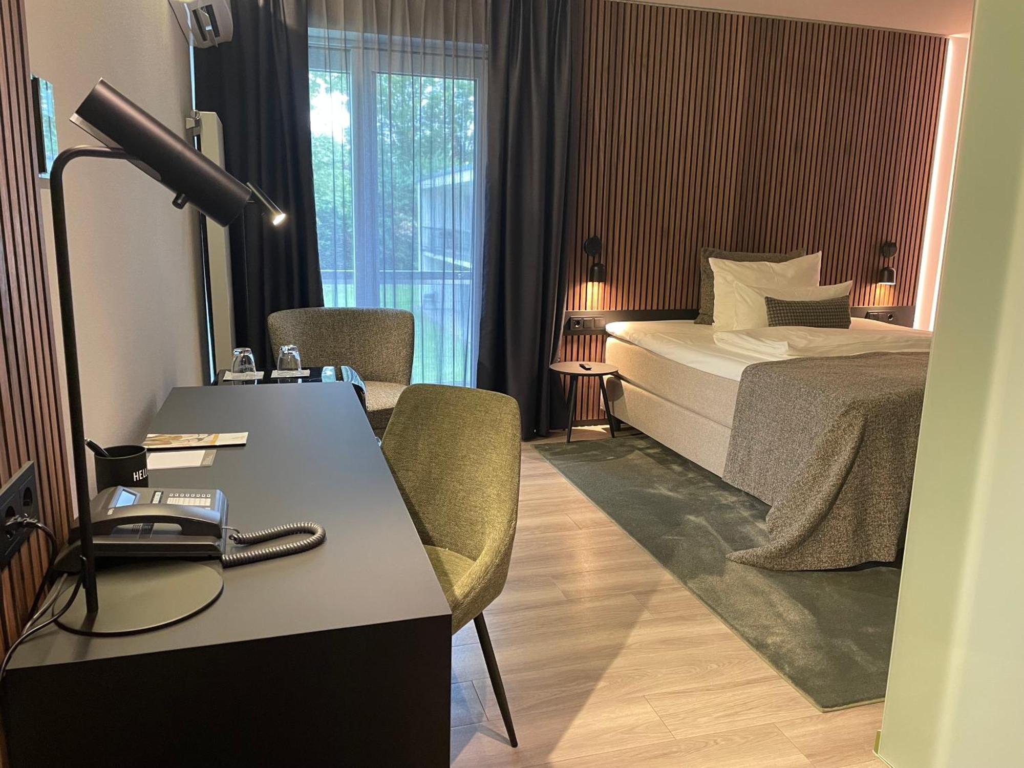Schlosshotel Monrepos ลุดวิกสบูร์ก ภายนอก รูปภาพ